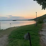 Bella * Kaluža