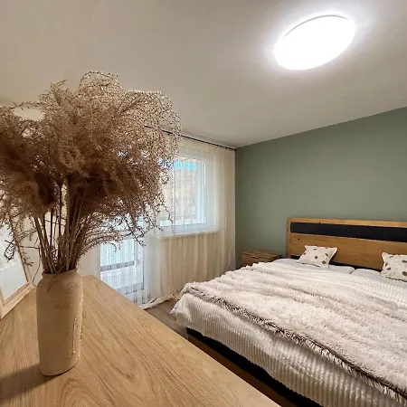 Apartament Bella *